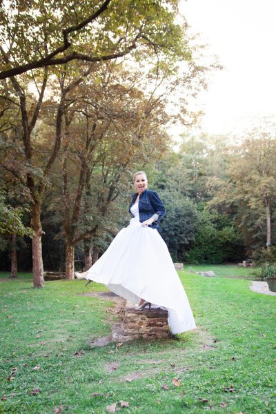 Robe de mariée dos nu satin et dentelle