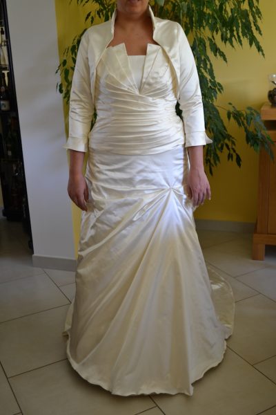 Robe de mariée plissé