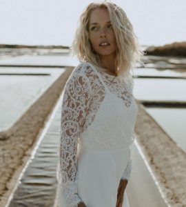 robe mariée manches longues poignets dentelle calais