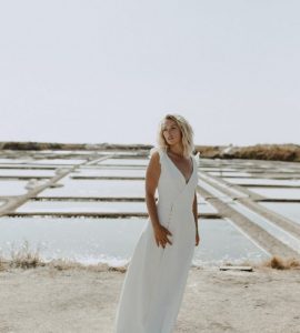 Robe de mariée cache coeur dentelle fente