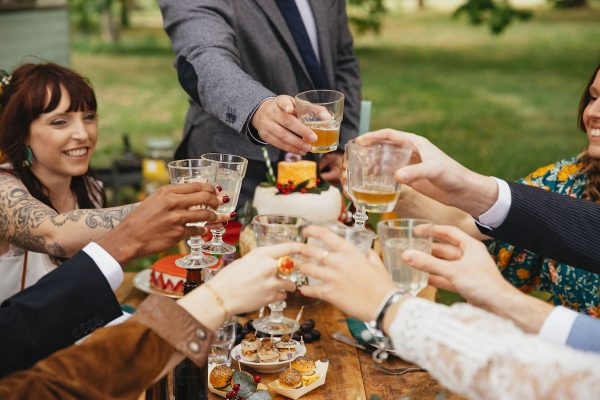 Inspiration mariage bohème chic cocktail des mariés
