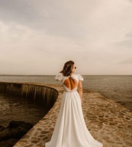 robe de mariée tissu décolleté losange manche bouffante