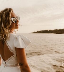 manche originale robe de mariée décolleté dos