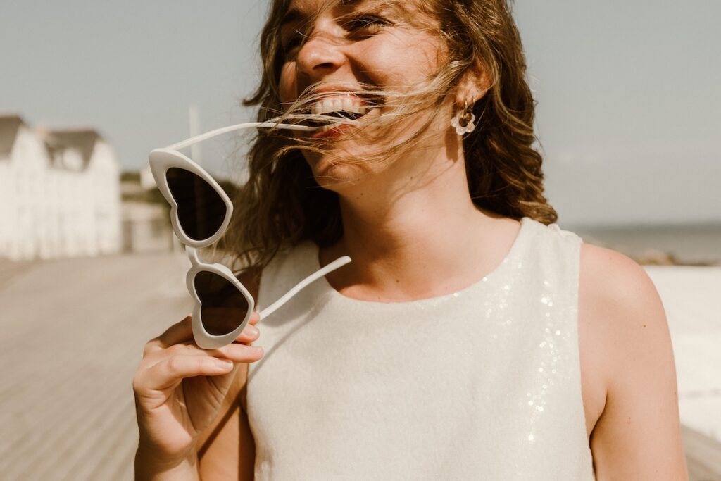 Robe de mariée courte civil paillettes sequins