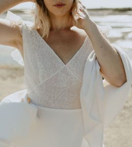 Robe de mariée dentelle sequins feuilles